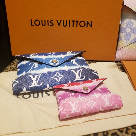 LV ESCALE POCHETTE KIRIGAMI - Picture 3 of 3